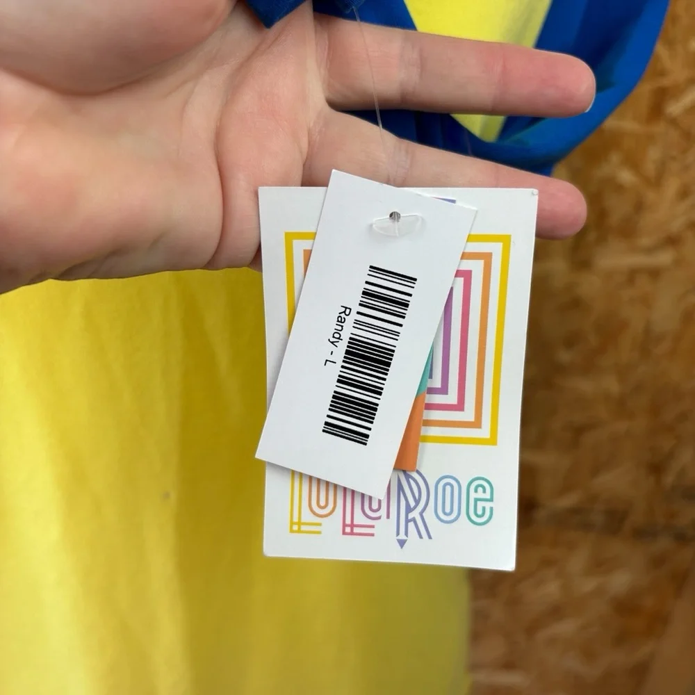 LuLaRoe Randy 3/4 sleeve tee, size Large, NWT, colorful, summer, casual, beach - Picture 5 of 12